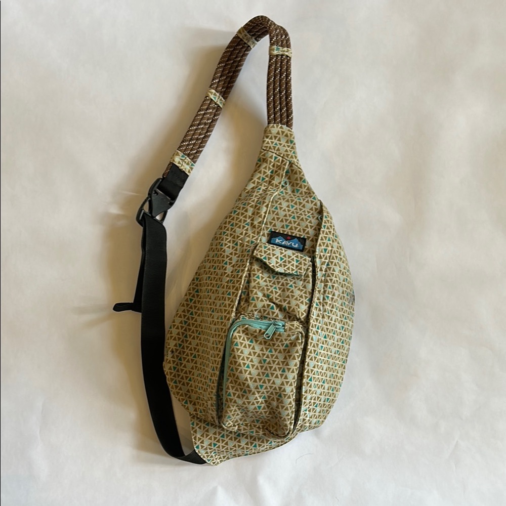 Kavu Tan and Brown Rope Bag
